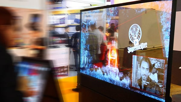 Jägermeister entwickelt interaktiven Smart Retail AR Showcase 2