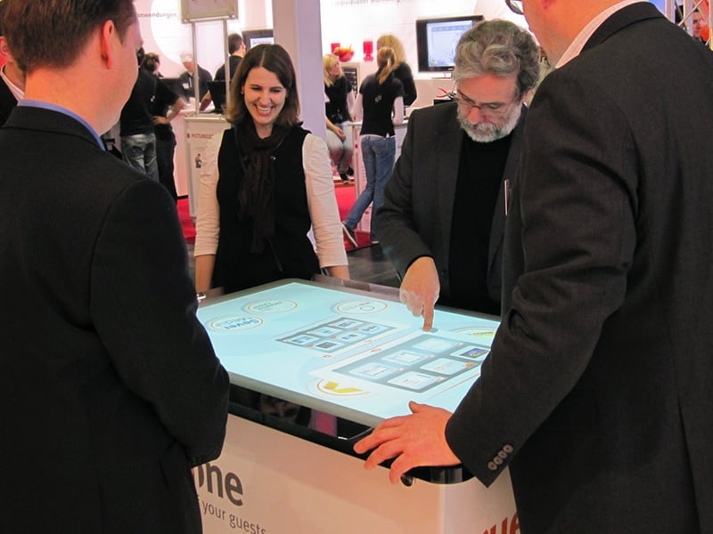 Advantages: Interactive Touch Screen Tables