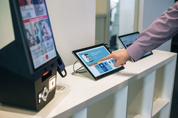 Erleben Sie den Showroom, ohne Ihr Büro zu verlassen
