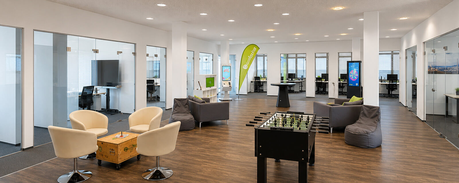 Showroom Interactive Digital Signage Hamburg