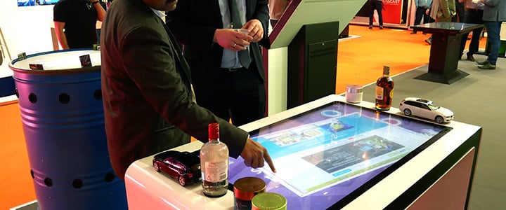 Premium touch screen solutions with object recognition by 3M and eyefactive at ISE 2018 2
