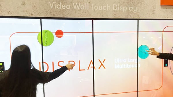 /img/press-releases/pr_2023_02_ise/list/interactive-signage-videowall-software-touchscreen-ise-2023.jpg