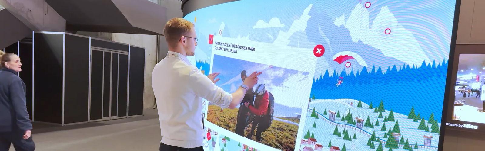 https://www.eyefactive.com/img/press-releases/pr_2026_04_ise26/stage/ise-2026-interactive-multitouch-digital-signage-software.jpg
