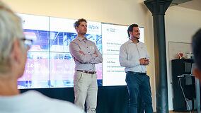 keynote-speakers-videowall-retail-data-touchpoints.jpg