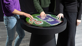 round-touch-screen-table-apollo-live-01-2.jpg