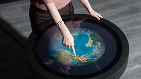 round-touch-screen-table-apollo-live-01-4.jpg