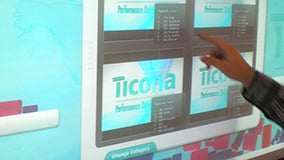 interactive-multi-touch-screen-wall-ticona-06.jpg