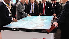 interactive-multi-touch-screen-table-ziemann-06.jpg