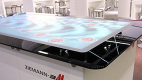 interactive-multi-touch-screen-table-ziemann-22.jpg