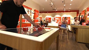 interactive-touchscreen-retail-pos-vodafone-touch-table-01.jpg