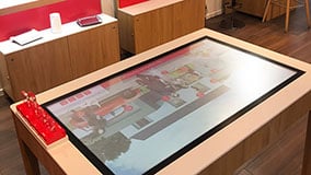 interactive-touchscreen-retail-pos-vodafone-touch-table-03.jpg