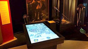 multi-touch-table-software-apps-museum-blekinge-05.jpg