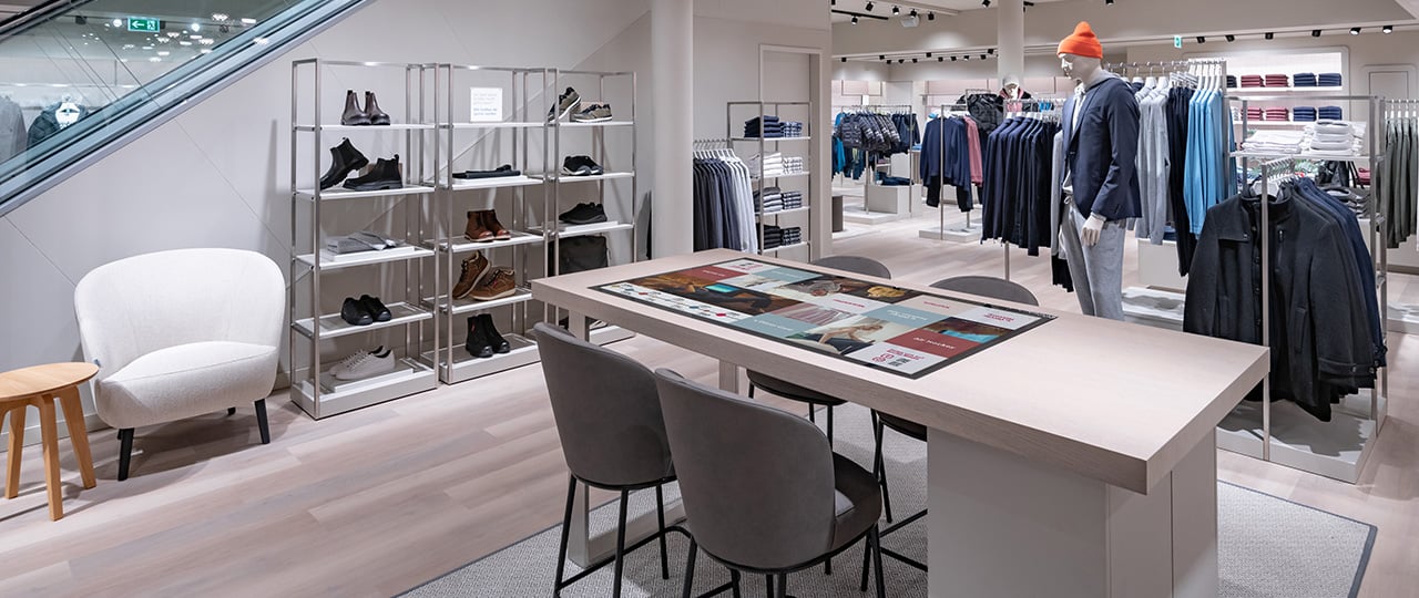 s.Oliver implements Interactive Store Concept with Touchscreen Technologies