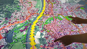 02-05-digital-twin-urban-planning-software-multi-touch-forchheim.jpg
